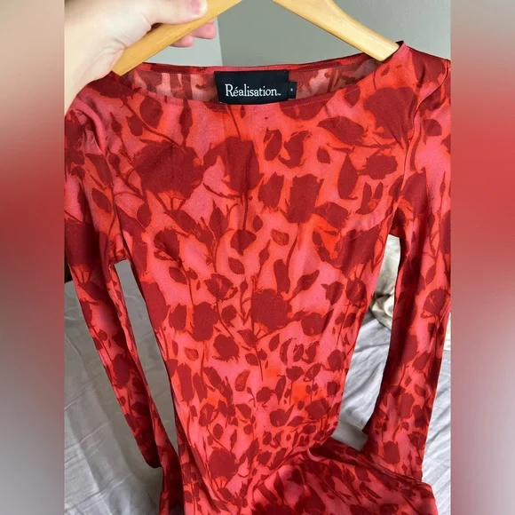 Realisation Par Red Floral Long-Sleeve Sheath Dress - Picture 6 of 7